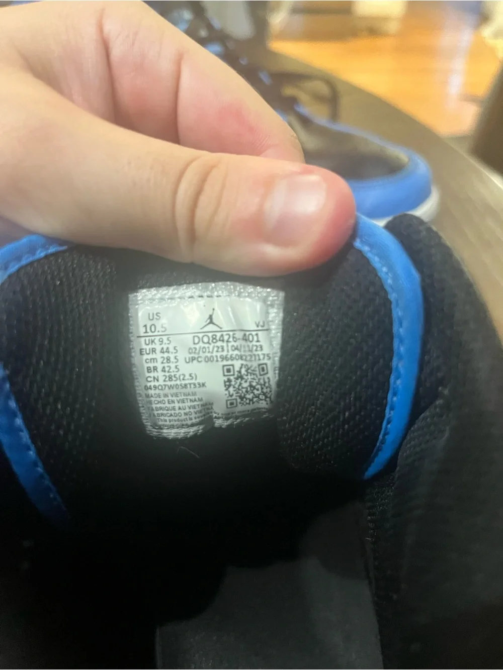 Nike Air Jordan 1 Mid: University Blue